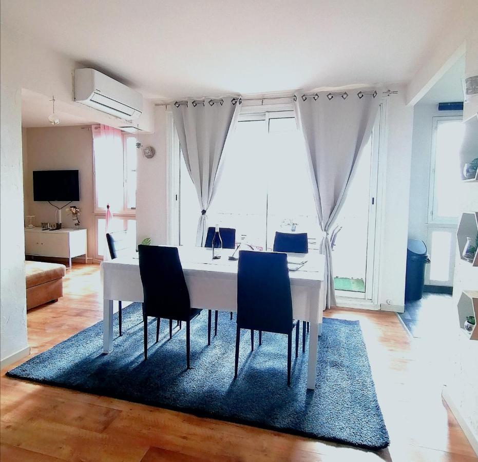 Modern Apart 70M2 - 2 Rooms - Parking Awinion Zewnętrze zdjęcie